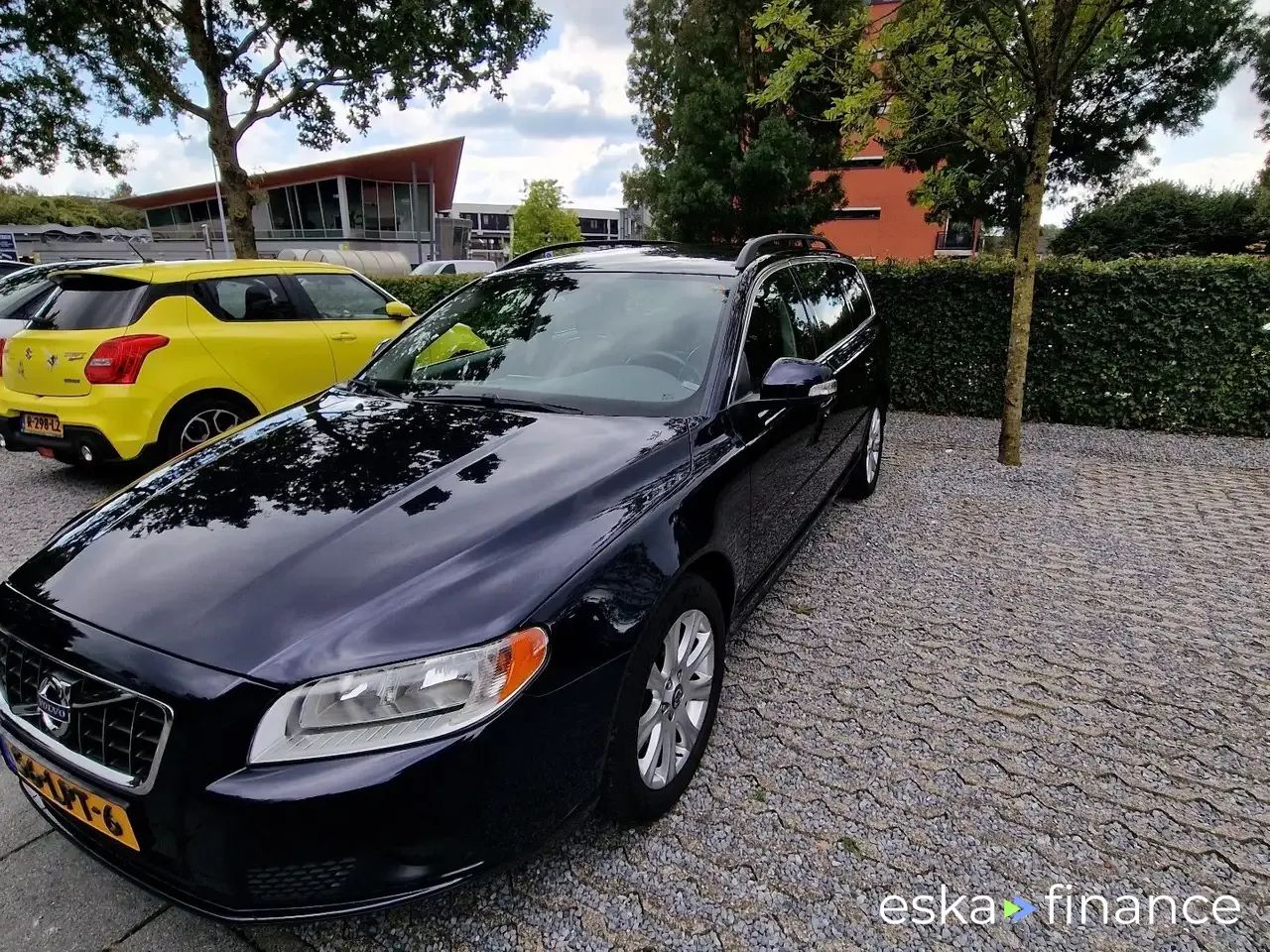 Finansowanie Wóz Volvo V70 2010