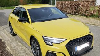 Hatchback Audi A3 2021