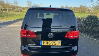Financování Hatchback Volkswagen Touran 2015