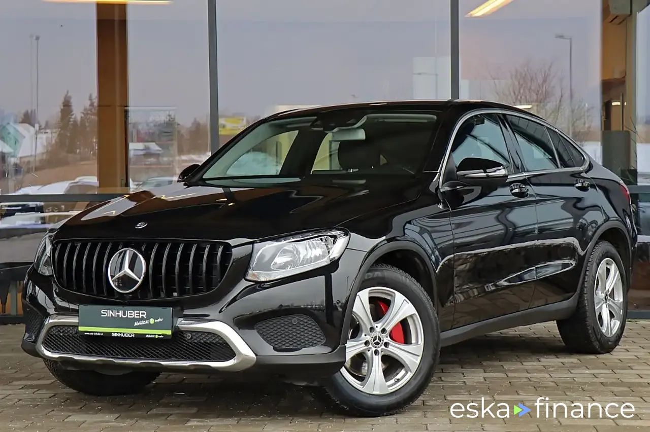 Lízing Kupé MERCEDES GLC 220 2017