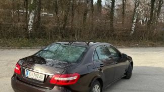 Lízing Sedan MERCEDES E 220 2011
