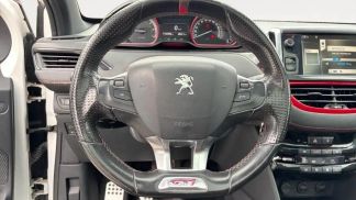 Lízing Hatchback Peugeot 208 2013