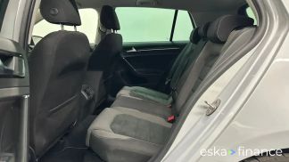 Leasing Sedan Volkswagen Golf 2017