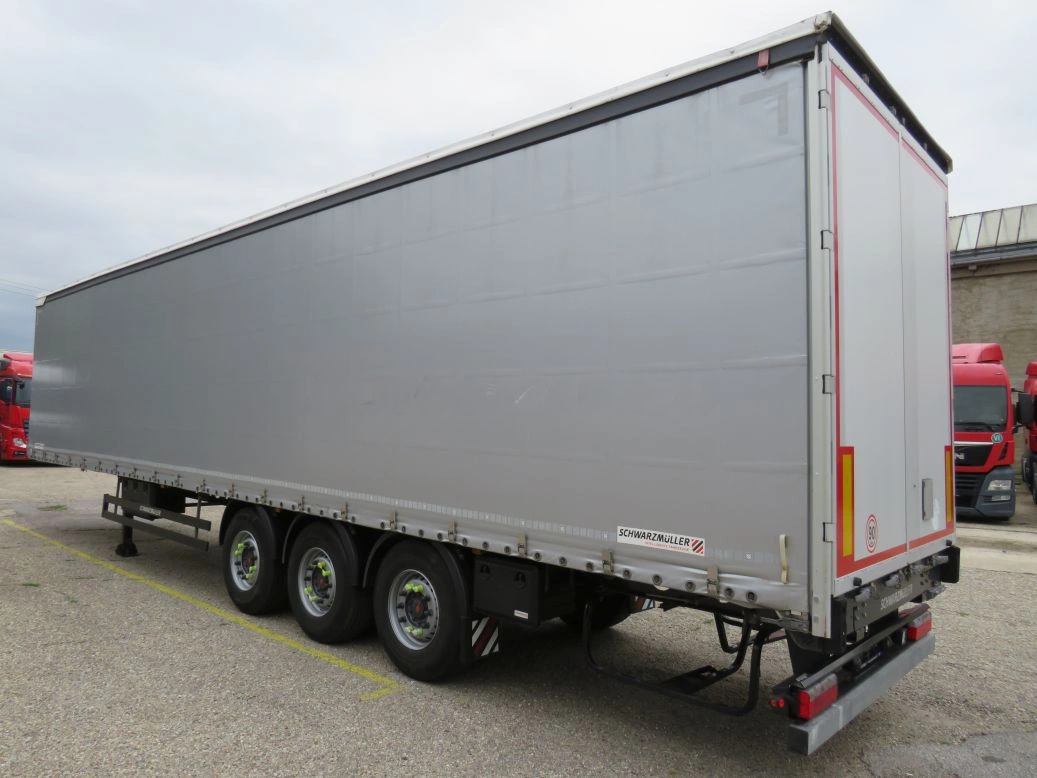 Lízing Náves Schwarzmuller S-1 2021