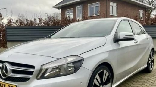 MERCEDES A 180 2012