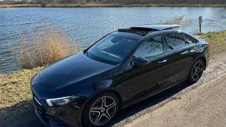 Lízing Sedan MERCEDES A 180 2021
