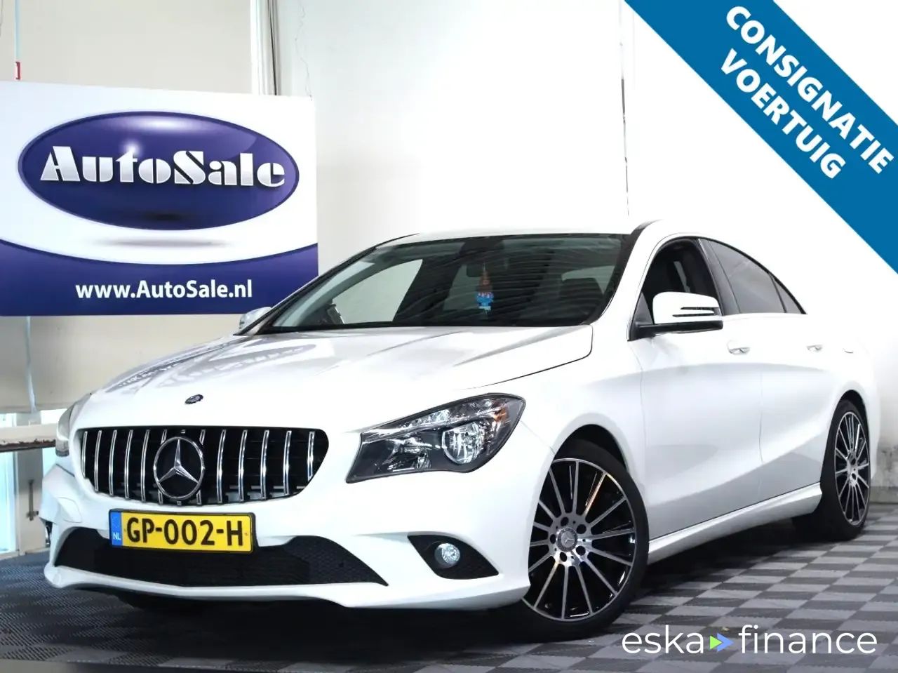 Leasing Sedan MERCEDES CLA 180 2015