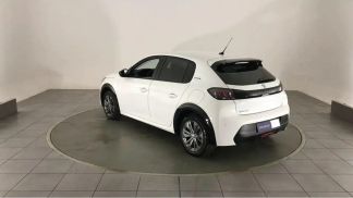 Lízing Sedan Peugeot 208 2022