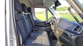Lízing Van Iveco DAILY 35S18 2019