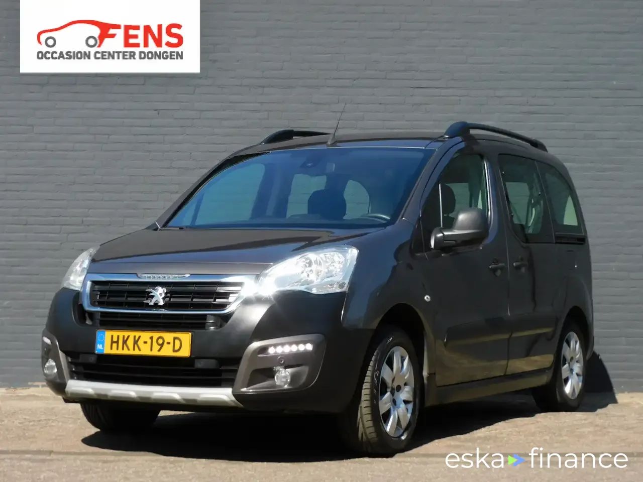 Leasing Hatchback Peugeot Partner 2017