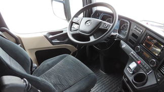 Lízing Traktor MERCEDES 1851 2020