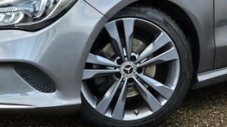 Financování Sedan MERCEDES CLA 180 2018