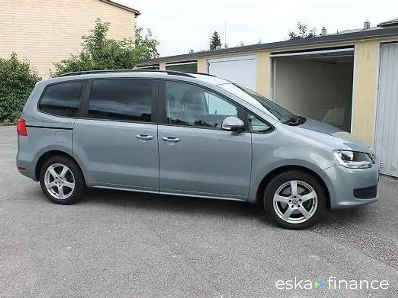 Leasing Passenger transport Volkswagen Sharan 2011