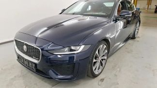 Lízing Sedan Jaguar XE 2021