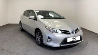 Leasing Sedan Toyota Auris 2014