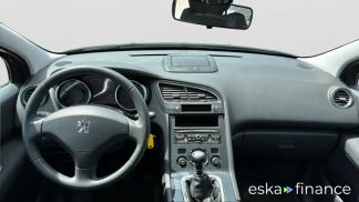 Lízing Hatchback Peugeot 5008 2013