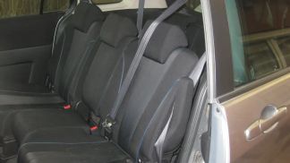 Financování Hatchback Mazda 5 2014