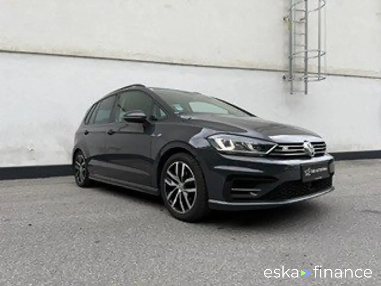 Lízing Hatchback Volkswagen Golf Sportsvan 2016