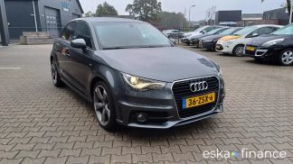 Lízing Hatchback Audi A1 2013