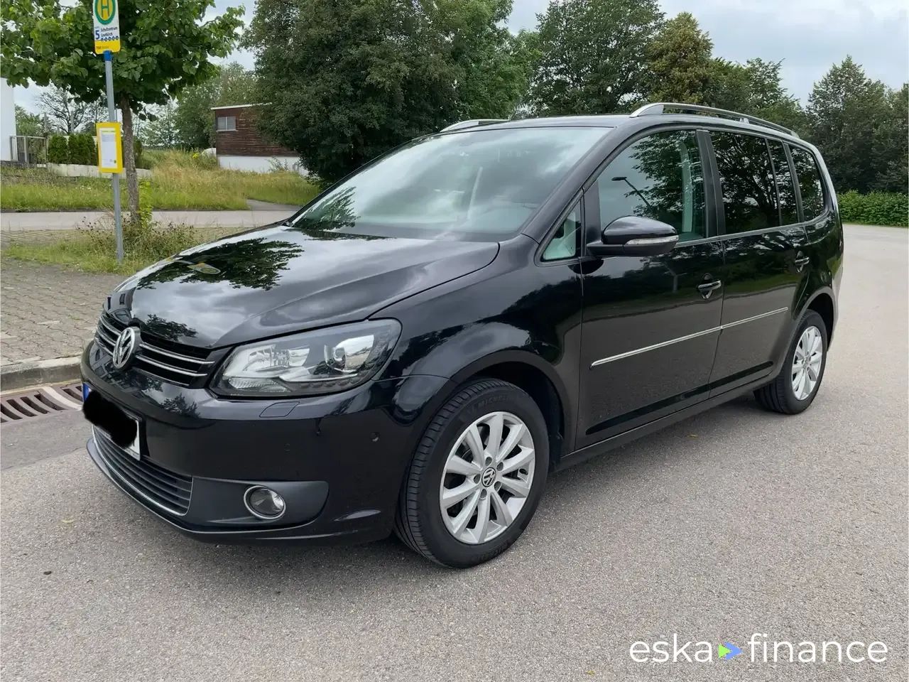 Finansowanie Transport pasażerów Volkswagen Touran 2011