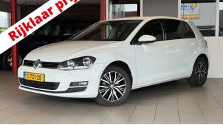 Lízing Sedan Volkswagen Golf 2016