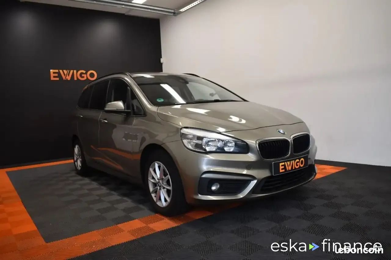 Leasing Hatchback BMW 218 2016