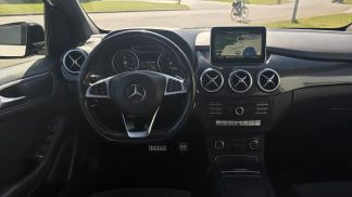 Lízing Hatchback MERCEDES B 180 2016