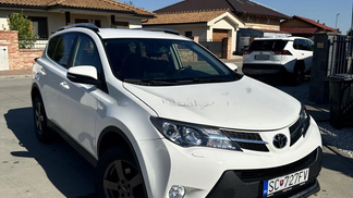 SUV Toyota RAV4 2015