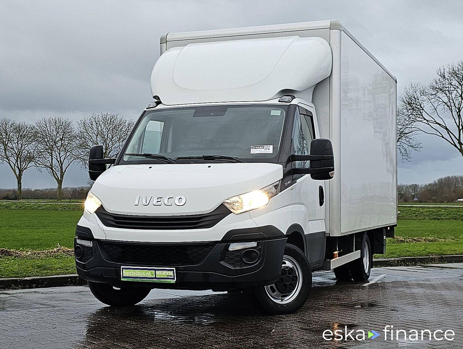 Finansowanie Zamknięte pudełko Iveco DAILY 35C14 2019