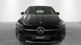 Lízing Hatchback MERCEDES B 180 2023