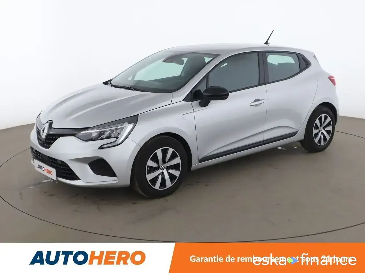 Lízing Hatchback Renault Clio 2023