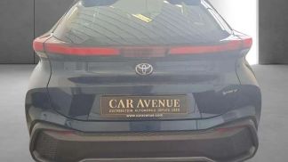 Lízing Sedan Toyota C-HR 2024