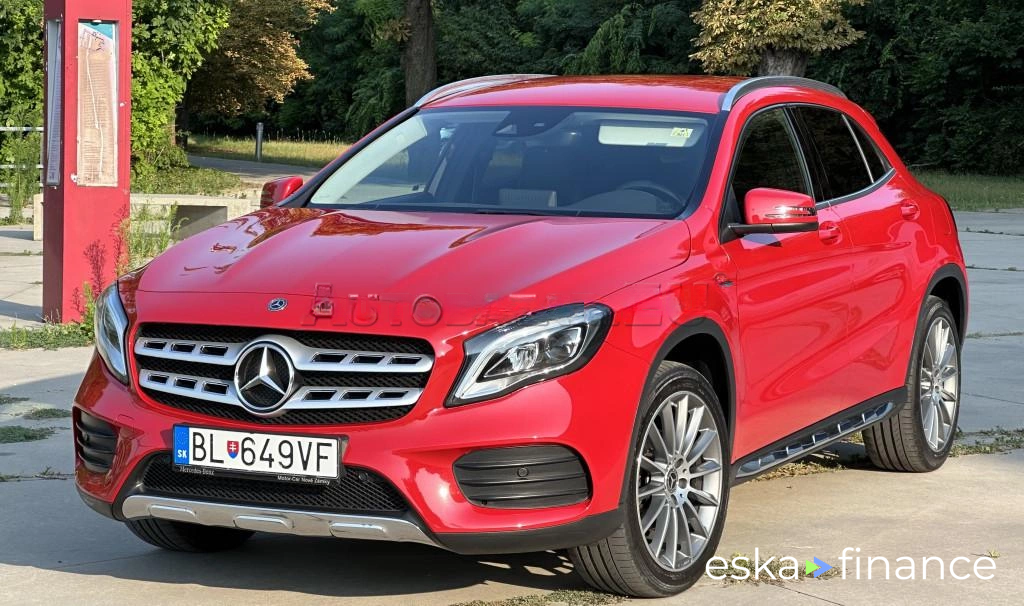 Lízing SUV MERCEDES GLA 2019