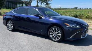 Lízing Sedan Lexus ES 300 2020