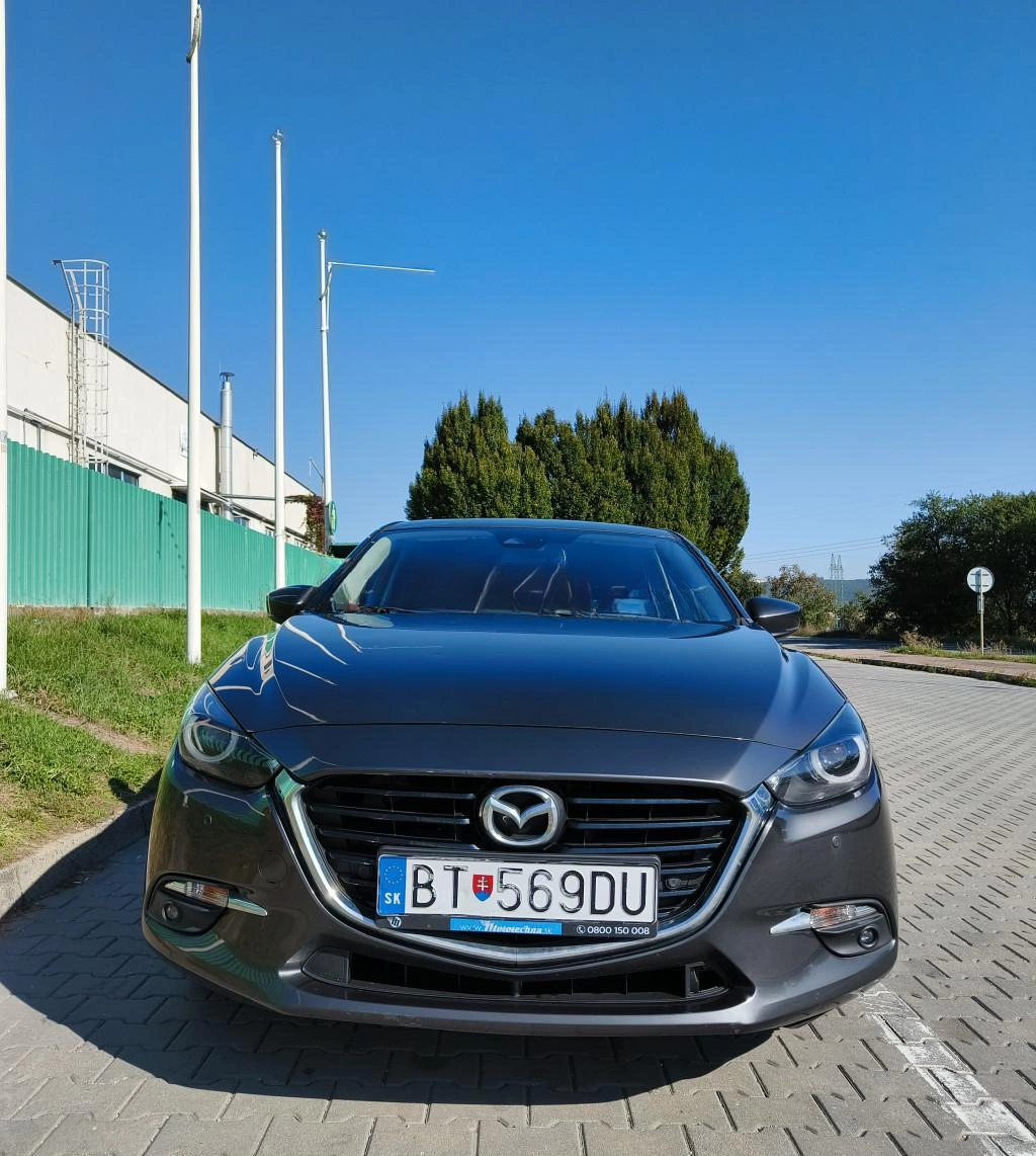 Lízing Sedan Mazda 3 2017