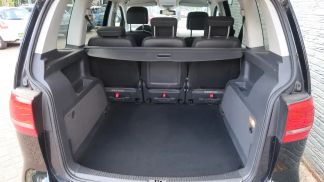 Lízing Hatchback Volkswagen Touran 2014
