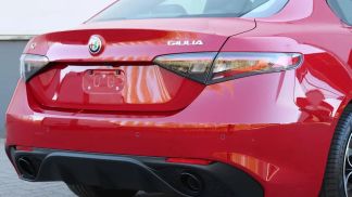 Lízing Sedan Alfa Romeo Giulia 2025