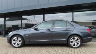 Finansowanie Sedan MERCEDES C 180 2011