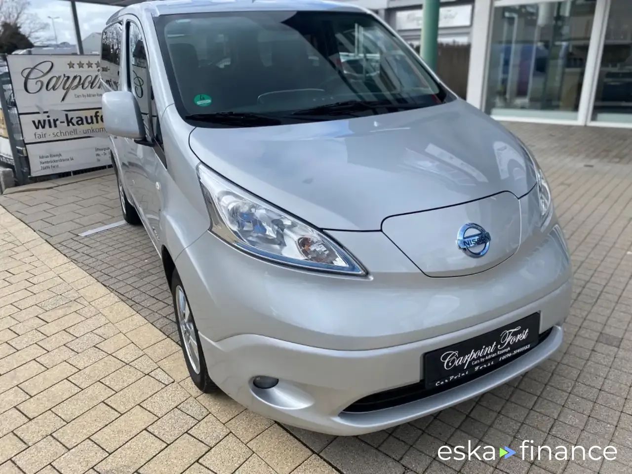 Leasing Hatchback Nissan e-NV200 2020