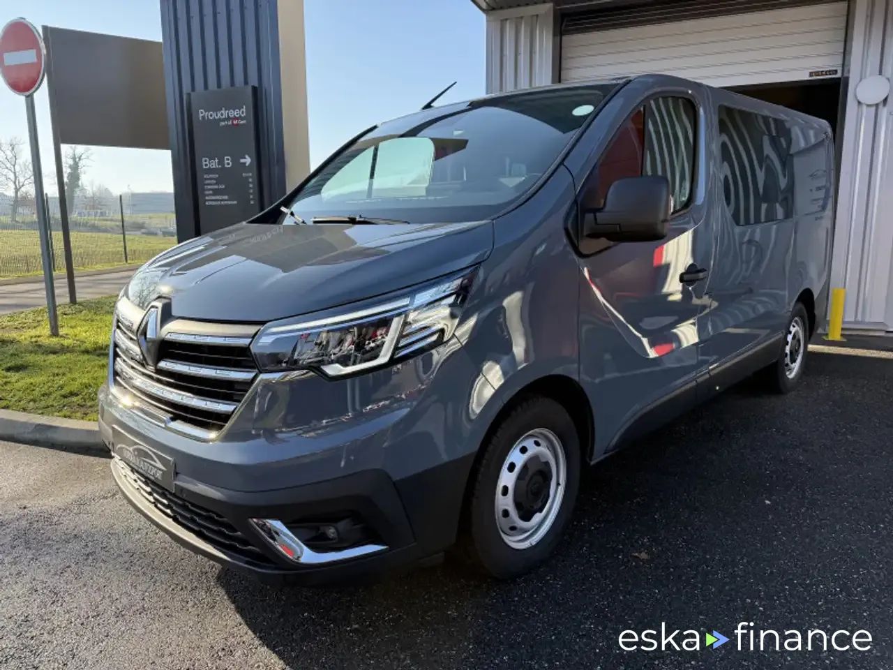 Leasing Fourgon Renault Trafic 2024