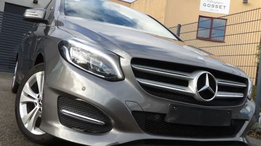 MERCEDES B 180 2016