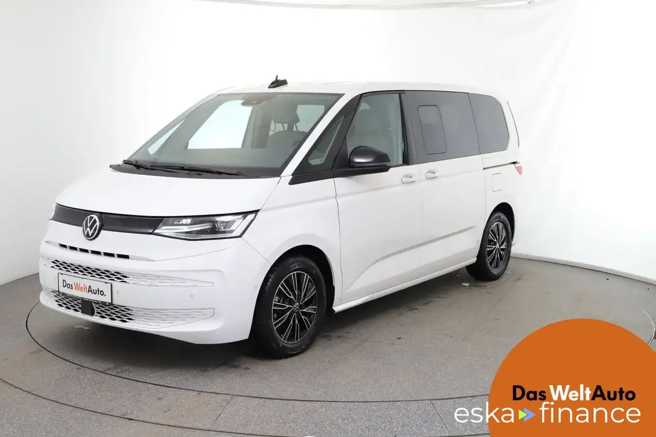 Lízing Kombi Volkswagen T7 Multivan 2025