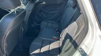 Lízing Hatchback MERCEDES B 180 2012