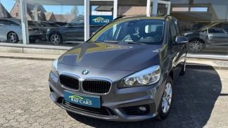 Lízing Hatchback BMW 218 2015