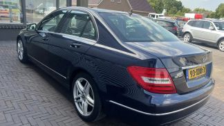 Lízing Sedan MERCEDES C 180 2012