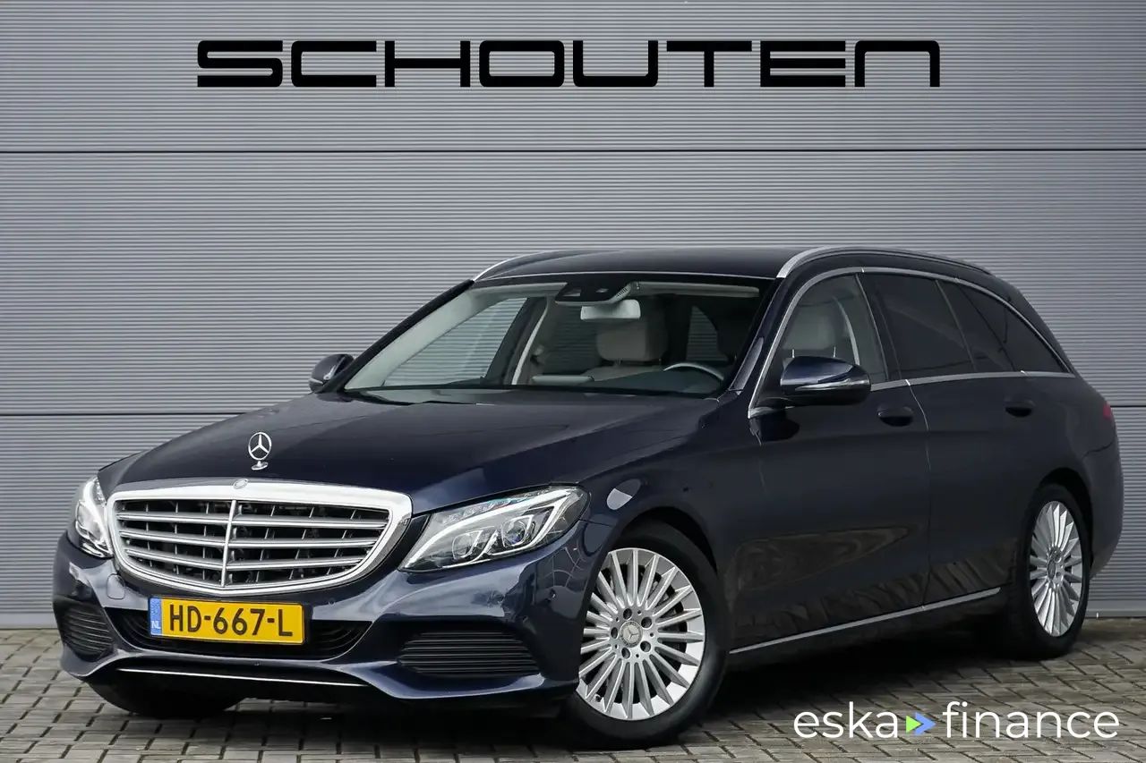 Finansowanie Wóz MERCEDES C 350 2015
