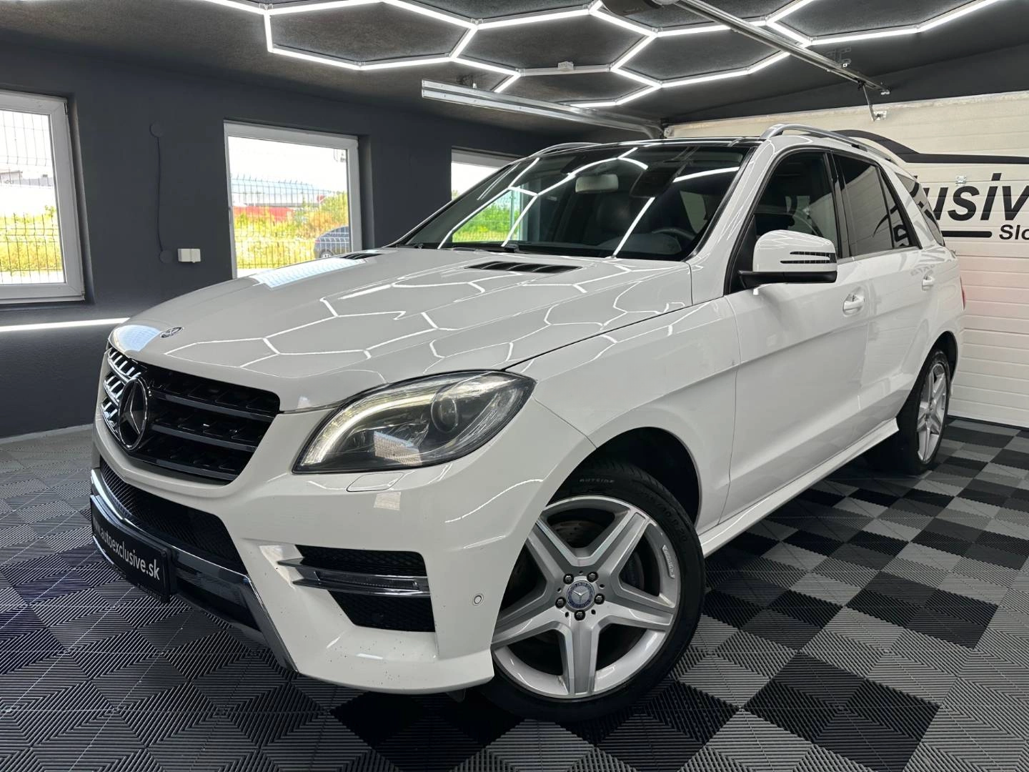 Lízing SUV MERCEDES ML 250 2014