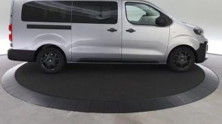 Lízing Hatchback Opel Vivaro 2025
