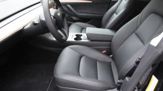 Leasing Sedan Tesla Model 3 2022