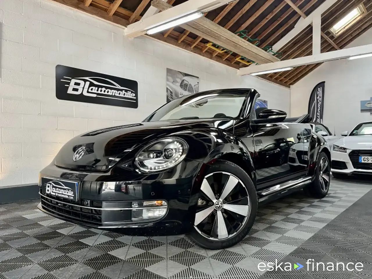 Leasing Convertible Volkswagen COCCINELLE 2015